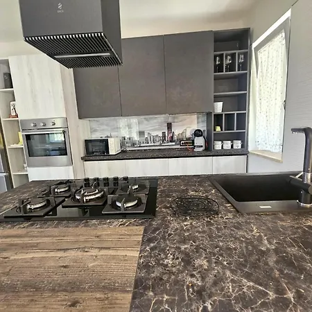 Grace With Private Pool أسشيا