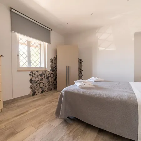 Grace With Private Pool Apartament