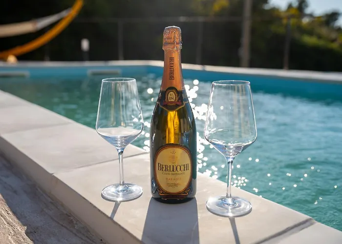 Lejlighed Grace With Private Pool