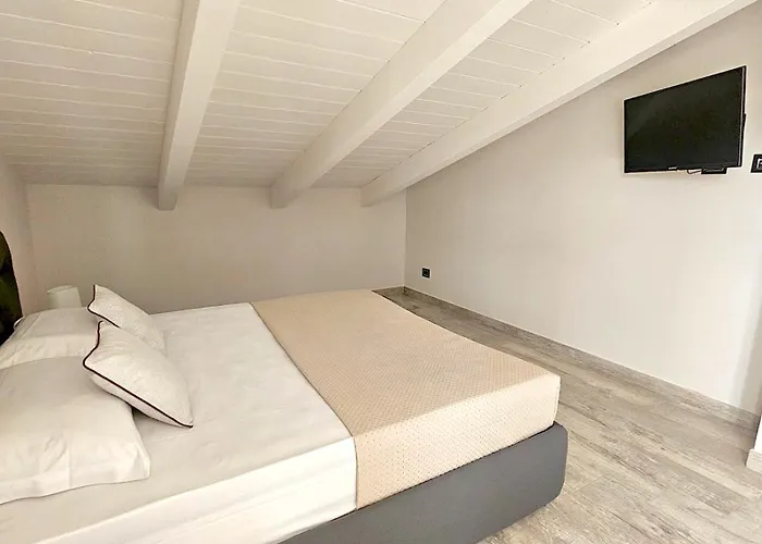 Grace With Private Pool Apartament *